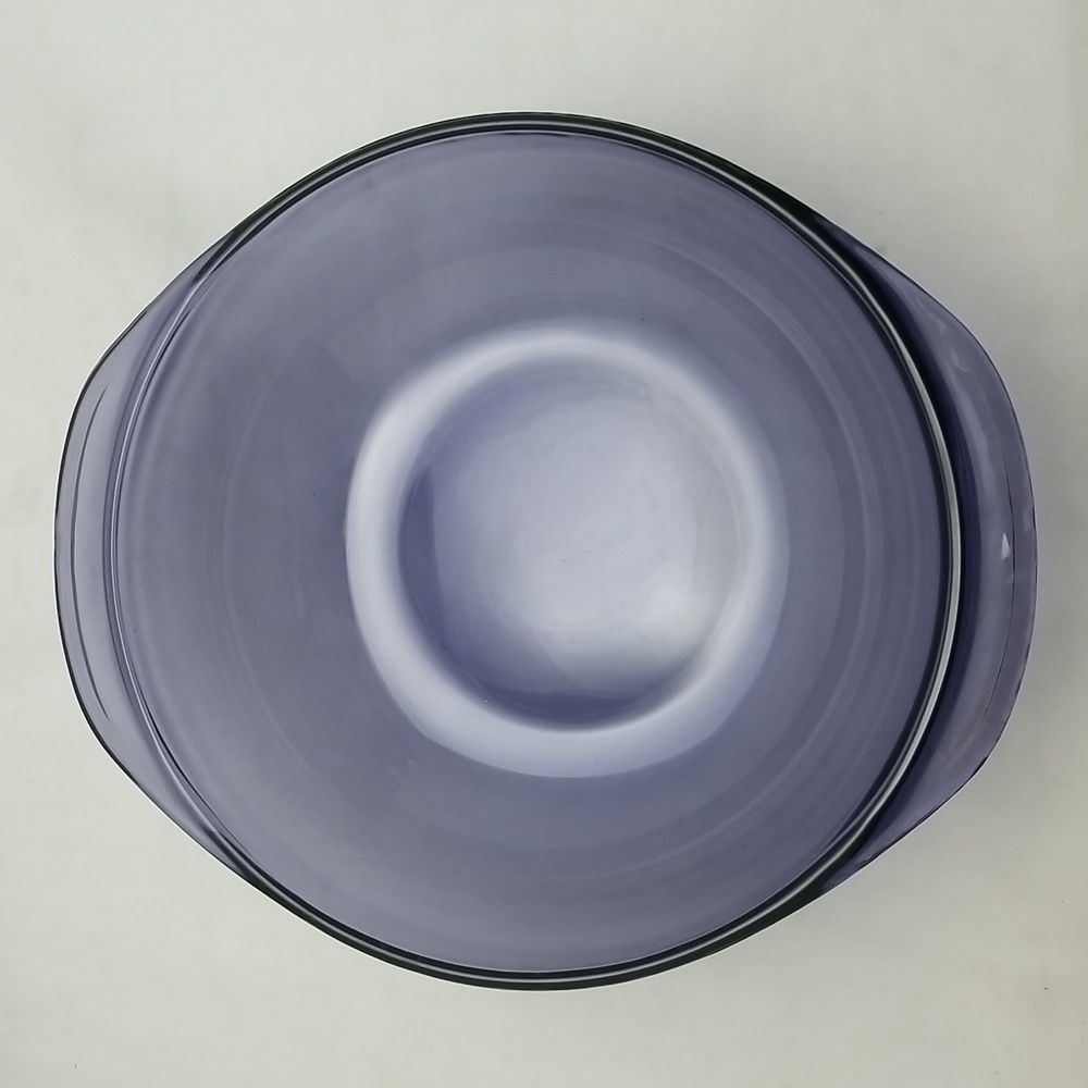 Pyrex Amethyst Purple Two Quart Cassarole Dish - Picture 2 of 13